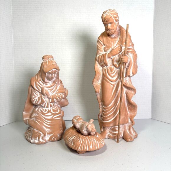 Vintage Terracotta 3 Piece Nativity Set - Mary,‎ Joseph and Baby Jesus in Manger - Picture 1 of 7